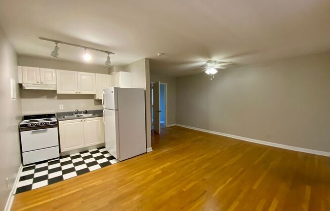 1 bed, 1 bath, 550 sqft, $1,295, Unit 963-302