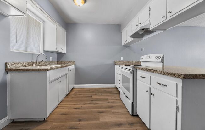 2 beds, 1 bath, 792 sqft, $1,350, Unit 711C5
