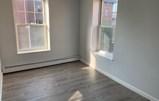 1 bed, 1 bath, 700 sqft, $2,250, Unit 31