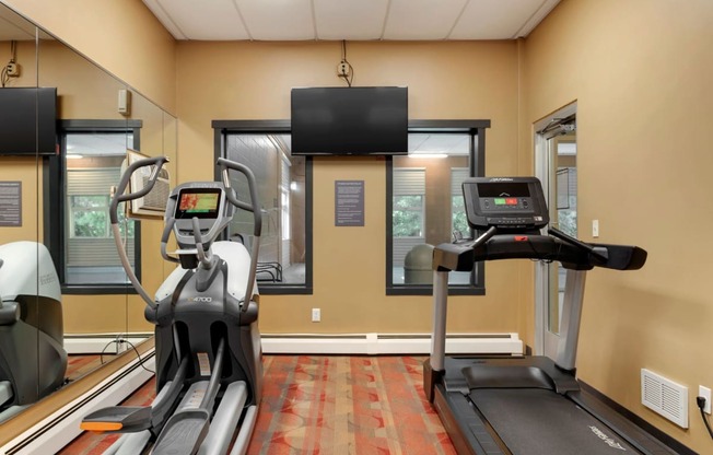 Hamline Terrace in Roseville, MN Fitness Center