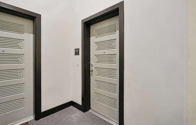 Entry Doors at The Mansfield at Miracle Mile, Los Angeles, 90036