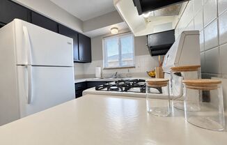 1 bed, 1 bath, 650 sqft, $895, Unit 2823-E