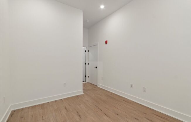 2 beds, 2 baths, 1,000 sqft, $1,795, Unit 101
