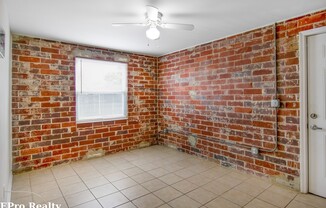 1 bed, 1 bath, 504 sqft, $899, Unit 11