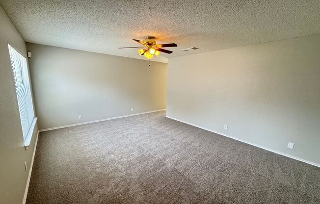 CUTE 3 BR HOME IN NEISD SCHOOLS WITH EASY ACCESS TO FT. SAM, RANDOLPH AFB, & SHOPPING