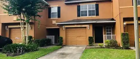 3884 Silverbell Loop