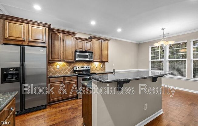 414 Hilltop View Street