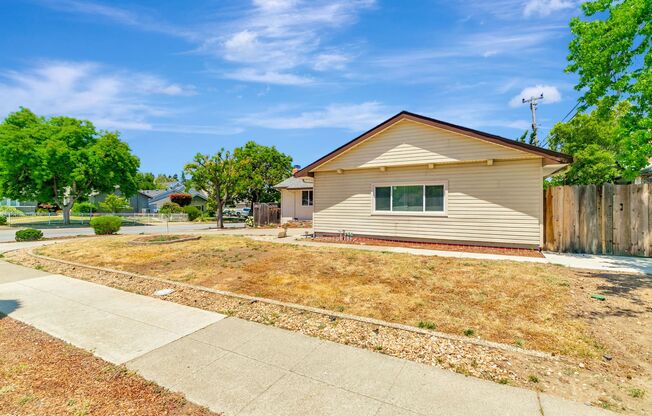 Move-In Ready Cambrian Gem – New Appliances and many upgrades!