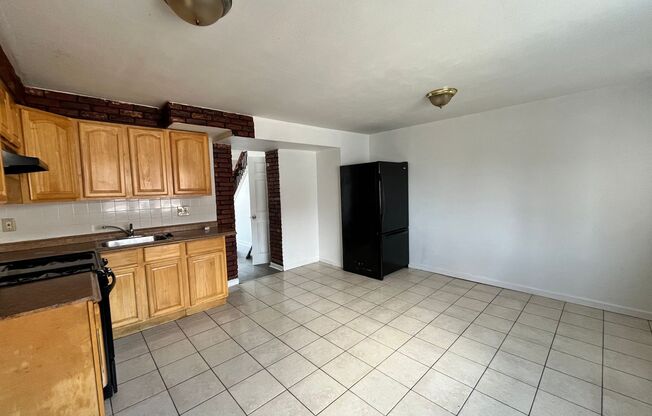3 bedroom 1 bath house