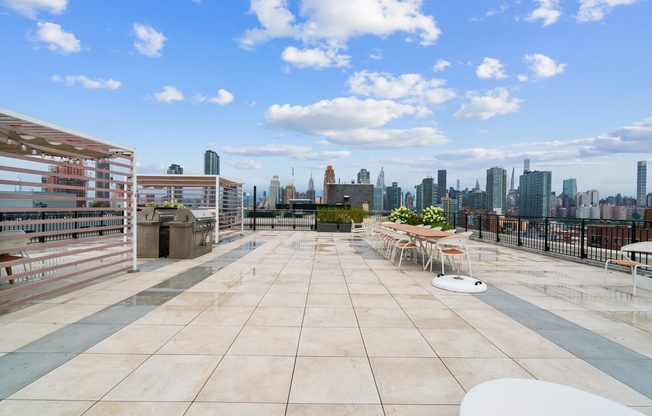 1 bed, 1 bath, $4,200, Unit 417