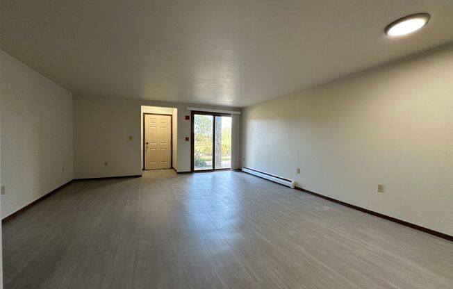 1 bed, 1 bath, 722 sqft, $870, Unit Apt. 3