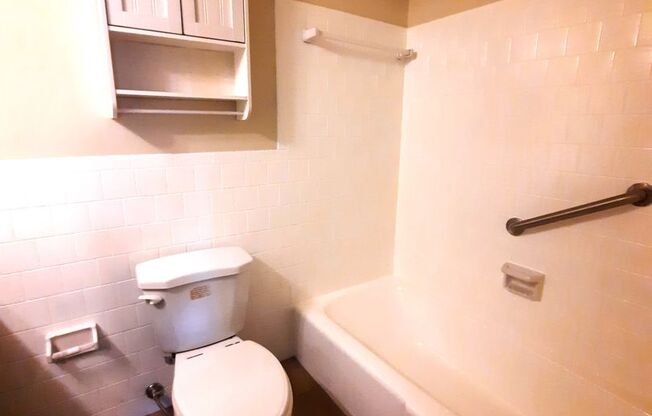 **Spacious 3BR/1BA Condo – Move-In Special!**  Recent Updates.