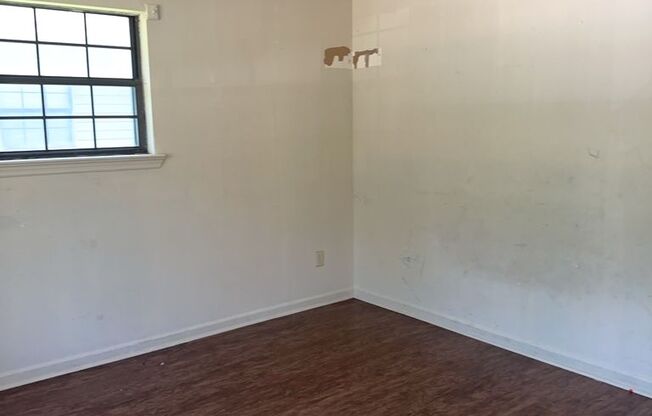 3406 4 AVE