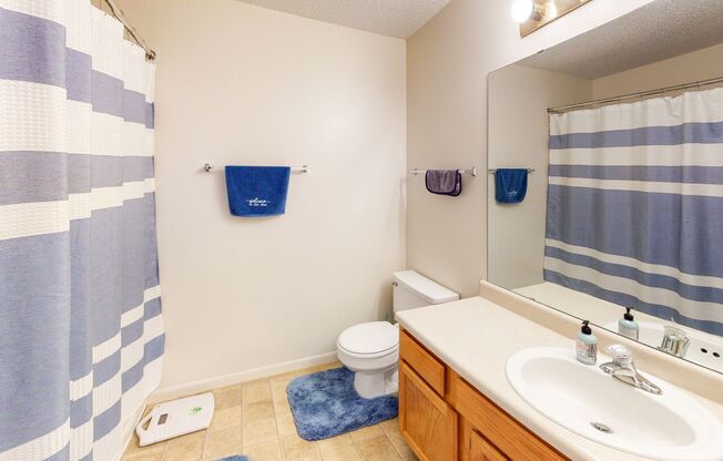 2 beds, 2 baths, 1,028 sqft, $1,050, Unit 400D