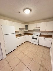 2 beds, 2 baths, 1,206 sqft, $2,800, Unit 223