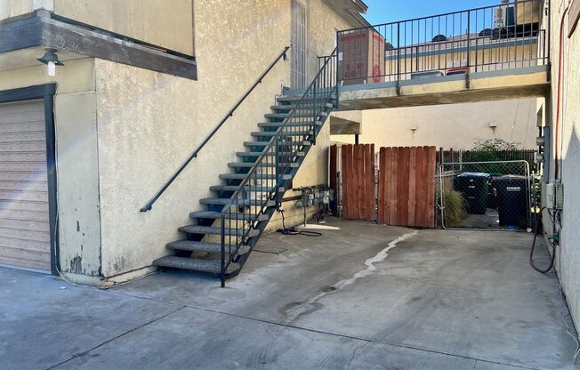 B- 6-Unit  9532-9536 1/2 Cedar Street.
