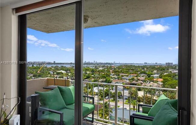 2 beds, 2 baths, $3,000, Unit # 1204