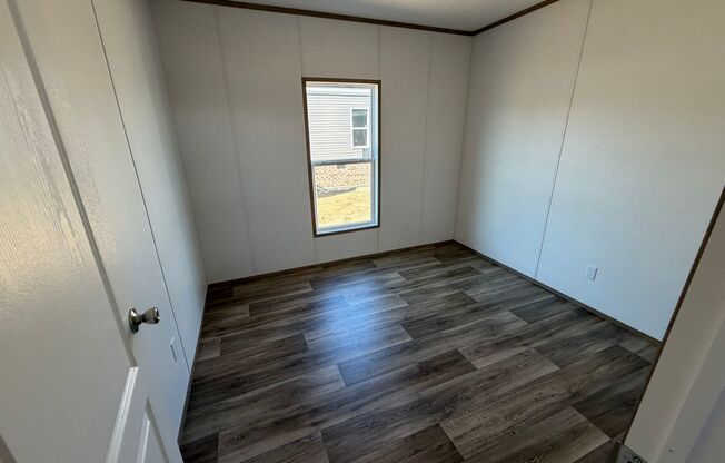 3 beds, 2 baths, 1,056 sqft, $85,000, Unit Lot 64