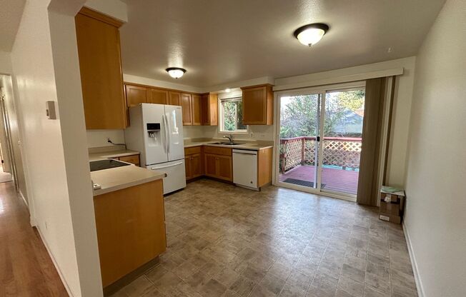 2 beds, 1 bath, $1,800