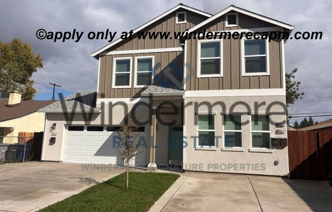 Brand New 3-Bedroom Home with gorgeous Modern Finishes!!