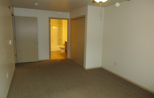 2 beds, 2 baths, 1,200 sqft, $1,495, Unit 3717-204