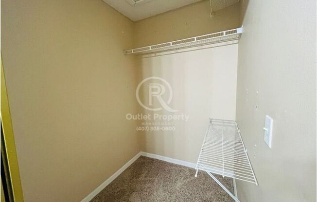 2 beds, 2 baths, $1,550, Unit Unit # 2282