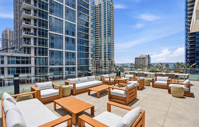 1 bed, 1 bath, 848 sqft, $3,850, Unit 411