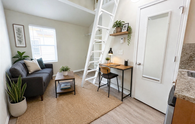 Studio, 1 bath, 137 sqft, $1,450, Unit 8G