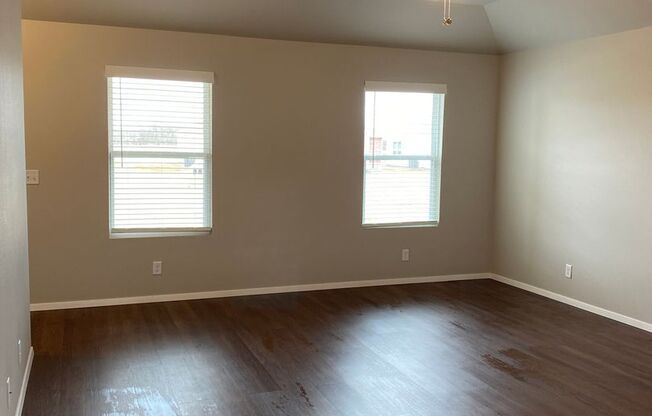 *Pre-leasing* Three Bedroom | Two Bathroom Home in Cherry Creek