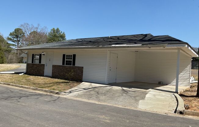 2 beds, 2 baths, $1,000, Unit 9K Wilkerson Rd