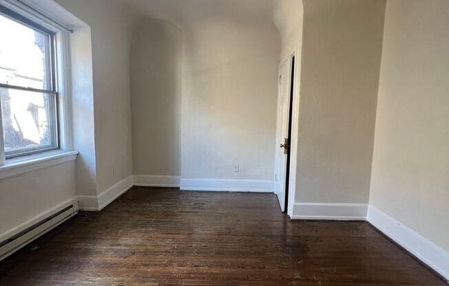 1 bed, 1 bath, 428 sqft, $1,095, Unit 3315-3R