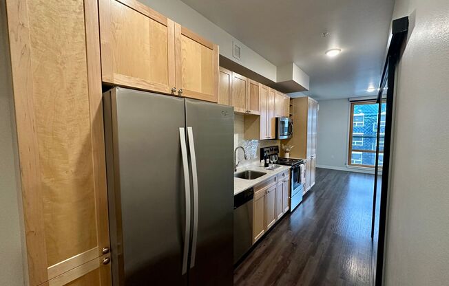1 bed, 1 bath, 525 sqft, $2,150, Unit Unit 610