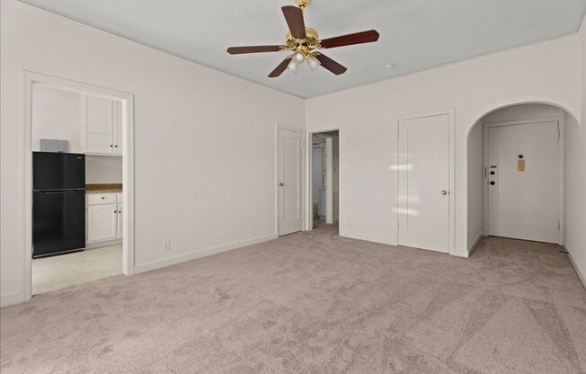 CM Lockwood Avenue (#815)