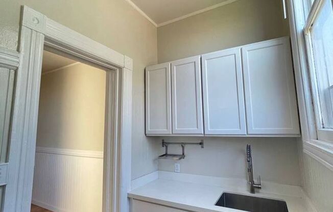 1690 Golden Gate Avenue (941r)