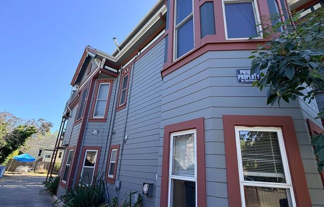 1628 Fairview St