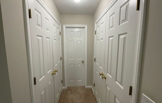 1 bed, 1 bath, 765 sqft, $1,075, Unit 2706-7