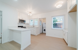 681 HILLSIDE TERRACE 1