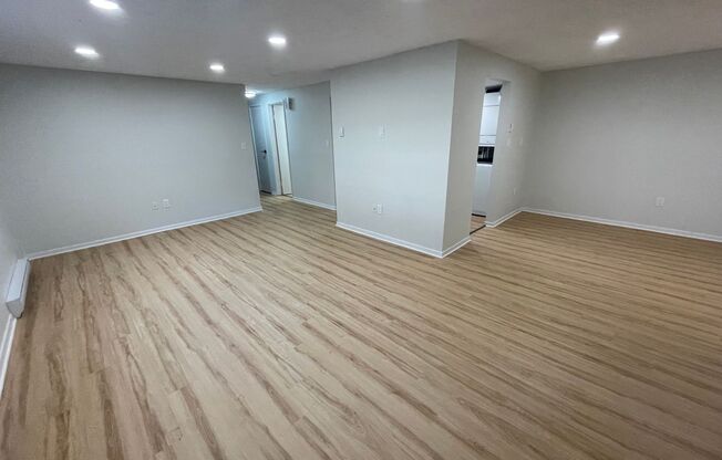 2 beds, 1 bath, $1,795, Unit F01