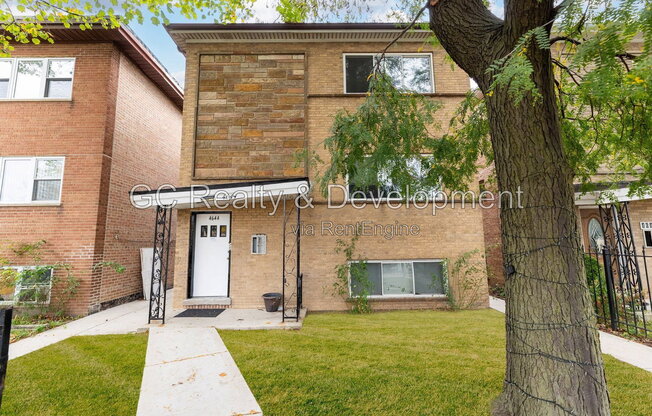 3 beds, 1 bath, 1,055 sqft, $1,695, Unit 2