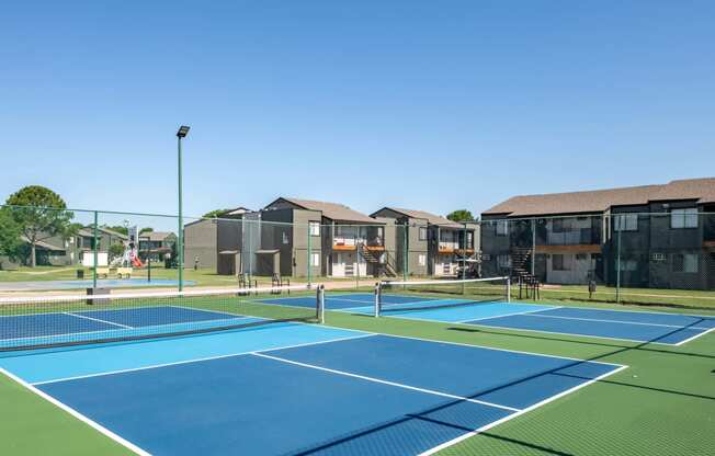 Outdoor tennis courts at fusion fort worth apartments in haltom city, Texas