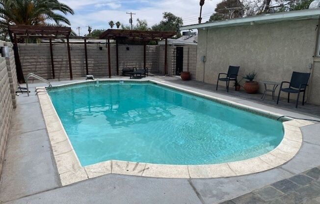 2283 Natalie Ave ! Single Story 4 Bed/ 3 Bath Home !