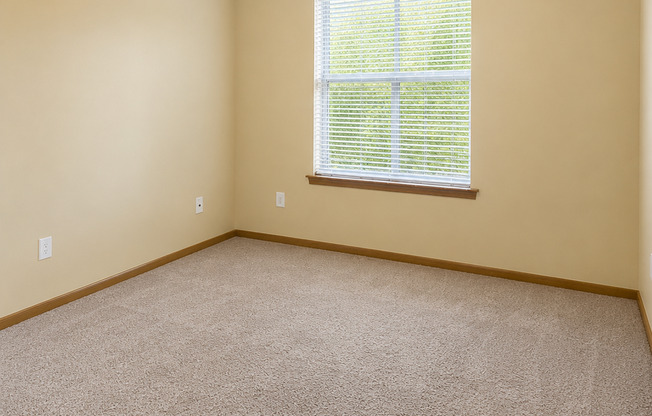 3 beds, 2.5 baths, 1,440 sqft, $1,515, Unit 10GER2