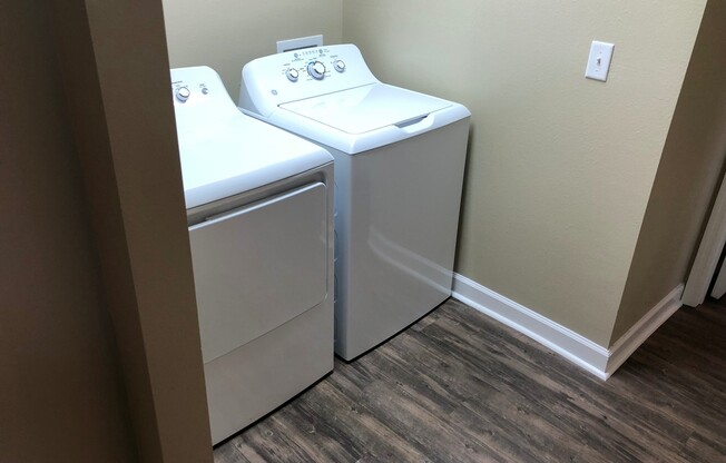 1 bed, 1 bath, $1,079, Unit 1