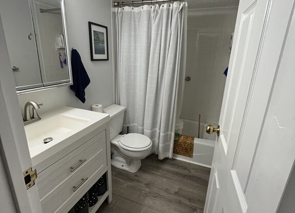 2 beds, 2 baths, 1,085 sqft, $4,200, Unit 308