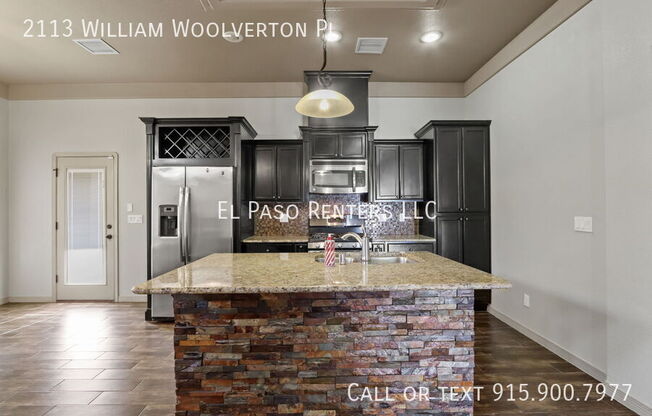 2113 WILLIAM WOOLVERTON PL