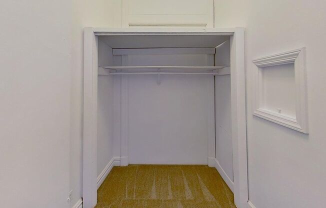 2 beds, 2 baths, 1,000 sqft, $1,599, Unit 44-2