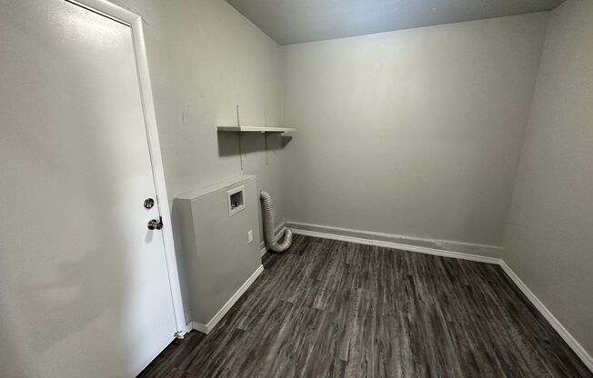 3 beds, 1 bath, $1,295