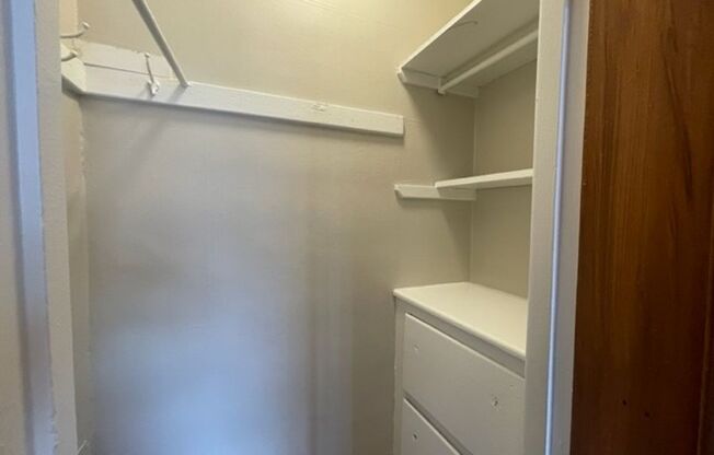 1 bed, 1 bath, $1,299, Unit 404
