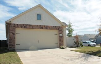 3 beds, 2 baths, $2,100