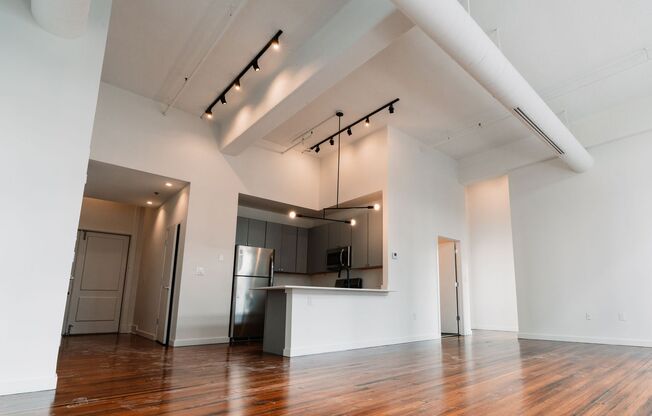 2 beds, 2 baths, 1,290 sqft, $3,039, Unit 100-208